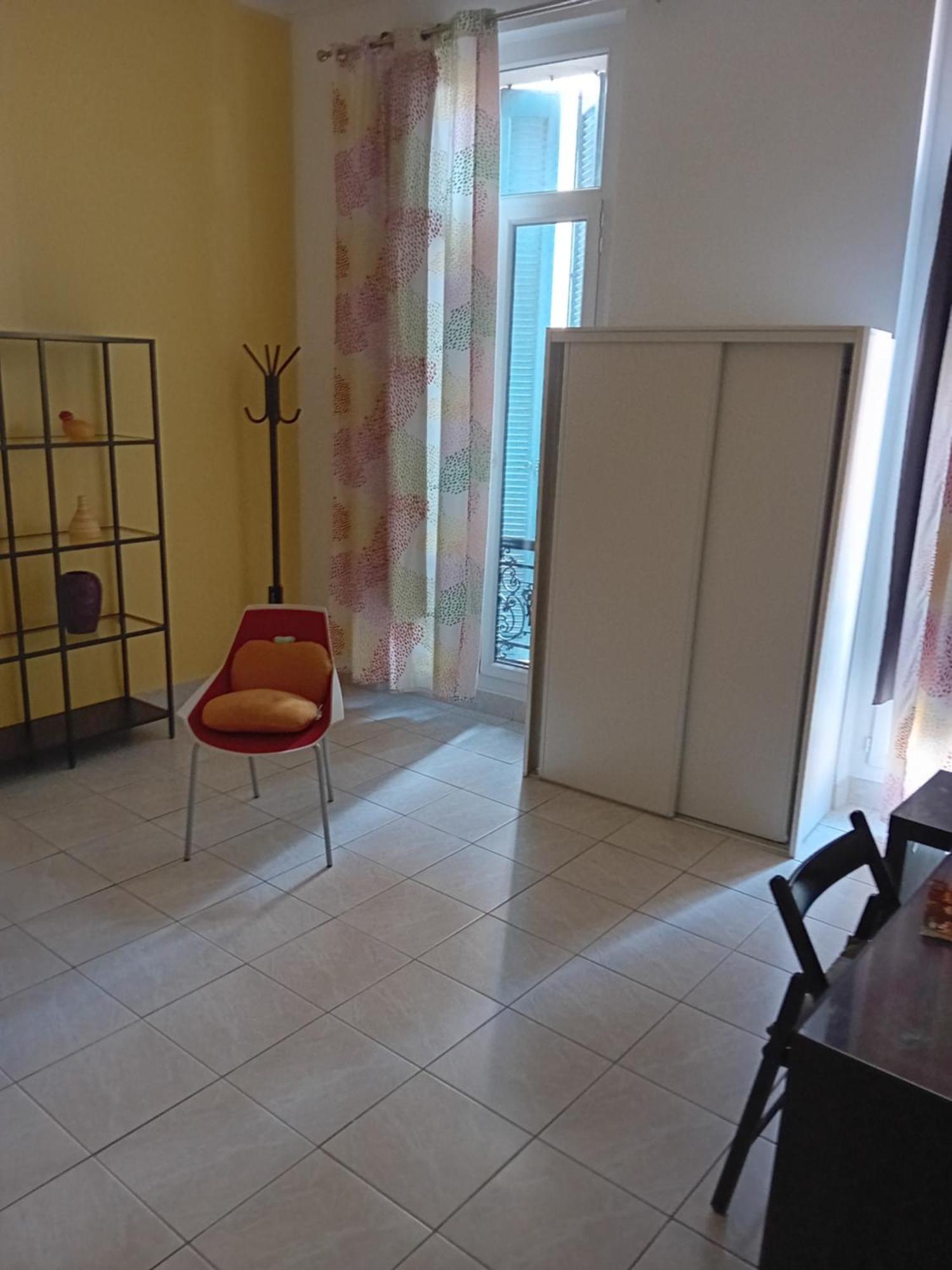Quartier De Verdure "Cours Julien La Plaine "Chambre Privee Dans Appartement Marselha Exterior foto